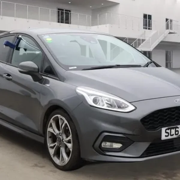 2018 Ford Fiesta 1.0T EcoBoost ST-Line Euro 6 5-door hatchback petrol manual