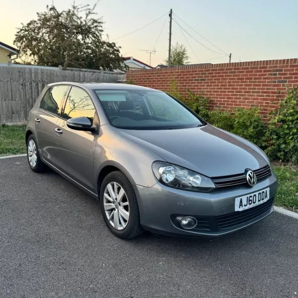 Volkswagen Golf 1.6 TDI, 2010, 5-door hatchback, semi-auto