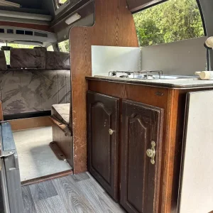 1996 Toyota Hiace campervan - Image 6
