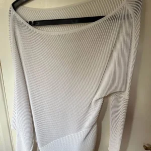 Reiss white asymmetric semi-sheer top size UK10/M