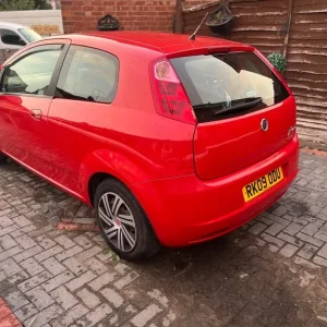 Fiat Grande Punto Hatchback 2009 Manual - Image 6