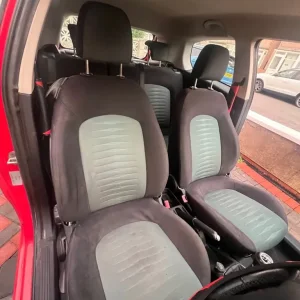Fiat Grande Punto Hatchback 2009 Manual - Image 8