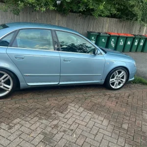 Audi A4 2007 1.8 Turbo 4-door saloon - Image 3