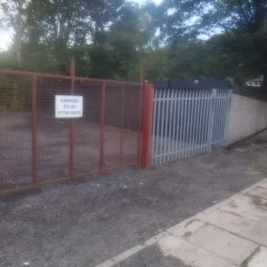 LOCK UP GARAGE IN LLANDRINDOD-WELLS