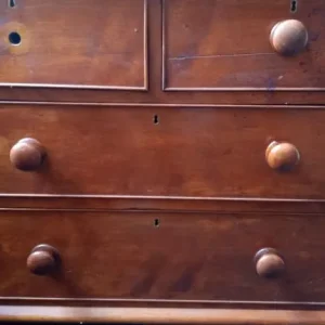 Antique Pine chest of drawers with original knobs - Image 5