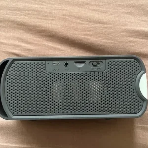 APPLE IPOD NANO 8GB 3RD GEN WITH XBLITZ BT SPEAKER - Image 6