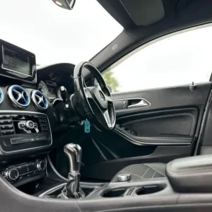 2013 Mercedes-Benz A-Class A180 BlueEFFICIENCY Sport 5dr Hatchback Petrol Manual - Image 4