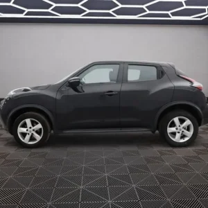 2017 Nissan Juke 1.5 dCi Visia SUV 5-door Diesel Manual - Image 5