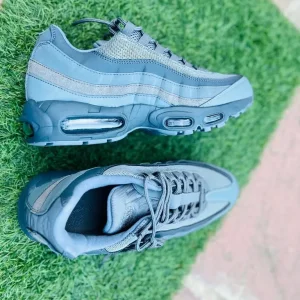 Nike Airmax 95 grey colour ways - Image 6