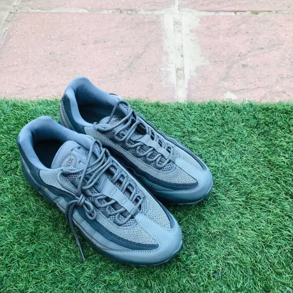 Nike Airmax 95 grey colour ways