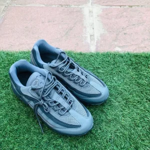 Nike Airmax 95 grey colour ways