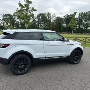 Land Rover Range Rover Evoque Coupe 2015 2.2L 3-door - Image 2