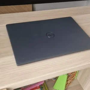 Dell Latitude 14" 2022 Laptop with 16GB RAM and 256GB SSD - Image 2