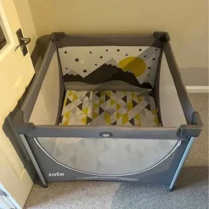 Joie Cheer playpen - Image 2