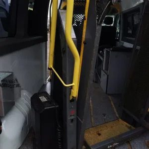 Wheelchair tail lift - Image 5