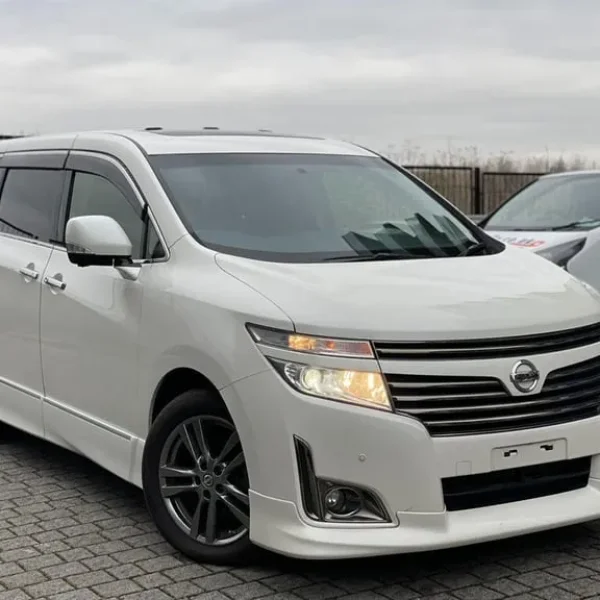 2013 Nissan Elgrand 3.5L Automatic 7-Seater MPV