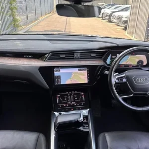 2019 Audi e-tron 55 SUV 5-door Estate - Image 3
