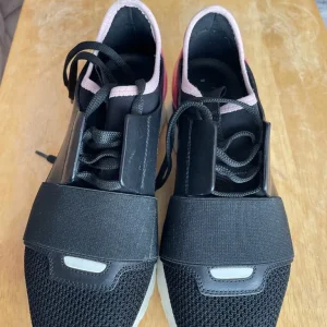 Ladies size 5 (36) Balenciaga Race Runner trainers - Image 3