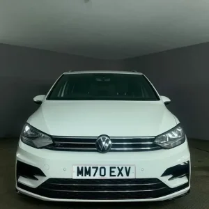 2020 Volkswagen Touran 1.5 TSI EVO R-Line MPV 5-door petrol manual - Image 3