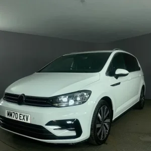 2020 Volkswagen Touran 1.5 TSI EVO R-Line MPV 5-door petrol manual - Image 4
