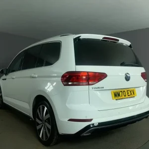 2020 Volkswagen Touran 1.5 TSI EVO R-Line MPV 5-door petrol manual - Image 6
