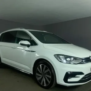 2020 Volkswagen Touran 1.5 TSI EVO R-Line MPV 5-door petrol manual