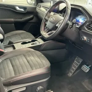 2021 Ford Kuga 2.5 EcoBoost Plug-in Hybrid SUV - Image 5