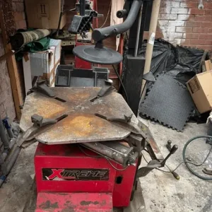 Extreme 1885 tyre changing machine - Image 2