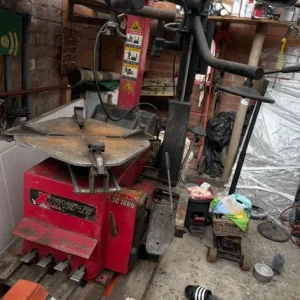 Extreme 1885 tyre changing machine - Image 5