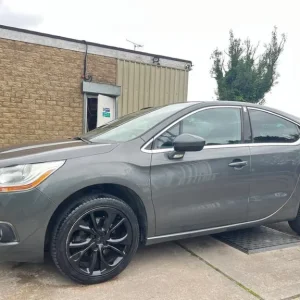 2015 Citroen DS4 2.0 HDi DStyle Diesel Manual Hatchback - Image 3