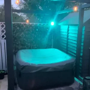 Hot tub/Spa - Image 3
