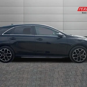 2025 Kia Ceed 1.5T GDi ISG 138 GT-Line 5-door Hatchback - Image 3