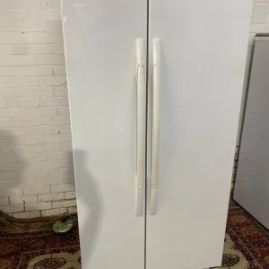 Daewoo White 2 Door American NonPlumb Fridge Freezer - Image 2