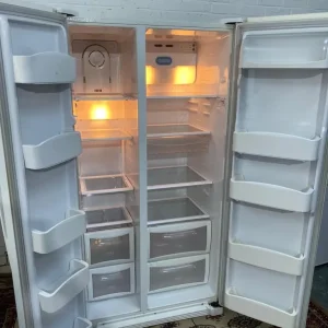 Daewoo White 2 Door American NonPlumb Fridge Freezer - Image 6