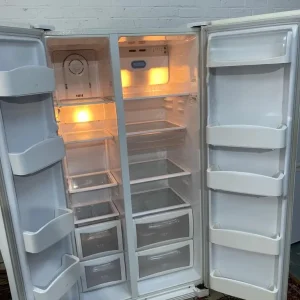 Daewoo White 2 Door American NonPlumb Fridge Freezer - Image 8