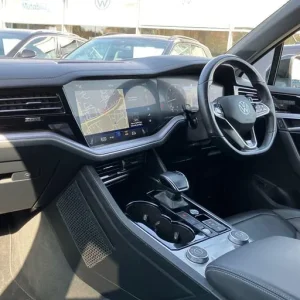 2022 Volkswagen Touareg V6 Black Edition - Image 2