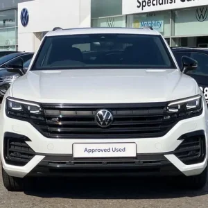 2022 Volkswagen Touareg V6 Black Edition - Image 8