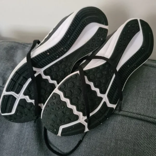 Trainers size 3