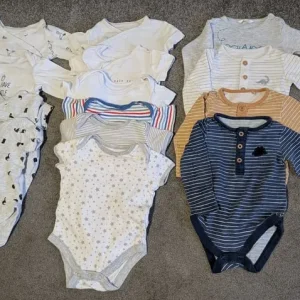 Baby clothes bundle 3 to 6 months - Image 3
