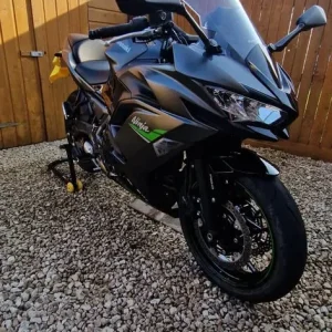 Kawasaki Ninja 650 2023 649cc - Image 2