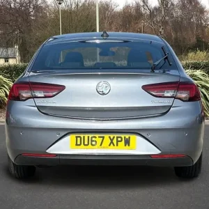 2017 Vauxhall Insignia 1.6 Turbo D ecoTec [136] Design Nav 5dr Hatchback Diesel Manual - Image 7
