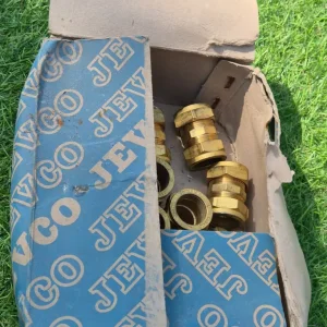 22mm straight brass connectors - Image 2