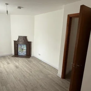 Newly Redecorated 3-Bed HMO with Private Showers and Garden - Image 7