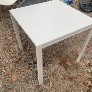 Dining table - Image 2