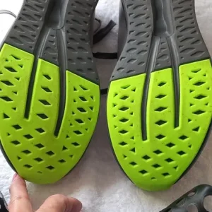 Gents DQ Trainers Size 9½ Grey with Fluorescent Trim and soles - Image 3