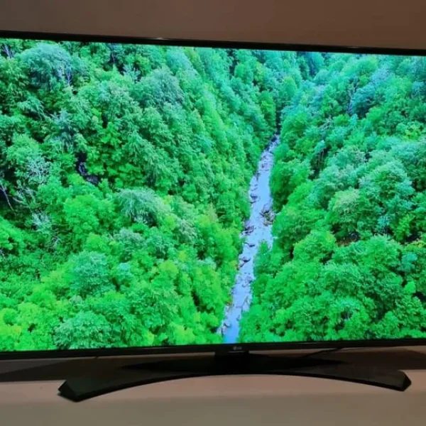 4K UHD LG 49 inch Smart TV with remote