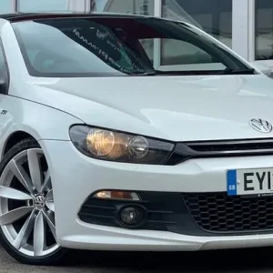 2013 Volkswagen Scirocco R-Line Hatchback with Leather Seats and Nav - Image 2