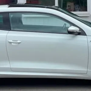 2013 Volkswagen Scirocco R-Line Hatchback with Leather Seats and Nav - Image 6