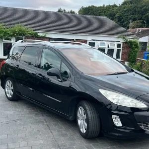Peugeot 308 SW 1.6 HDI Estate 2010 Manual 7 Seater - Image 2