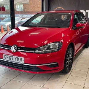 2017 Volkswagen Golf 1.6 TDI SE Nav Hatchback - Image 4